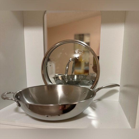 Princess House Heritage 14" Stainless
Steel Wok Stir-Fry Pan with Lid - Picture 7 of 7